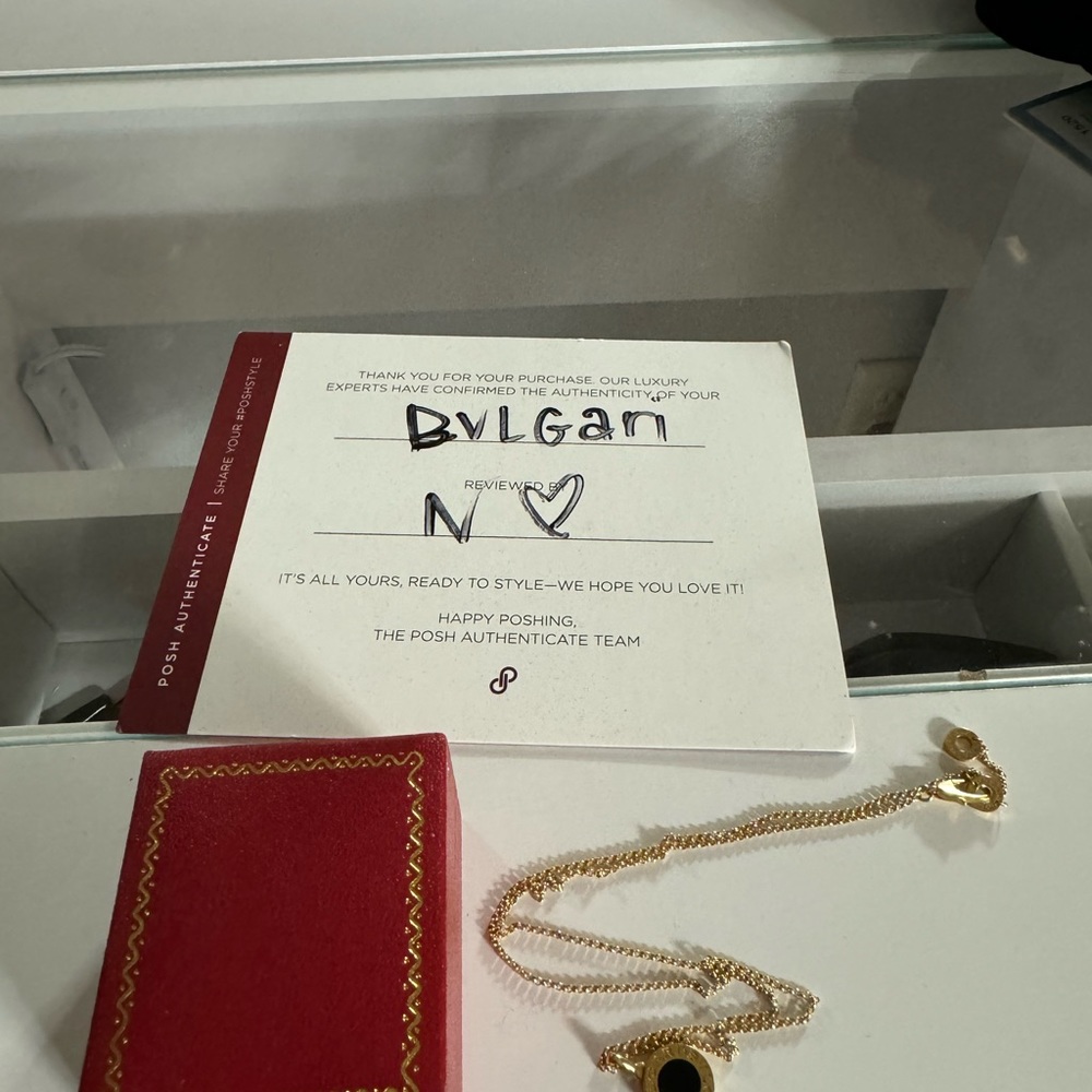 Bvlgari Bvlgari Bvlgari Pendant Necklace 18K Yellow Gold with Onyx